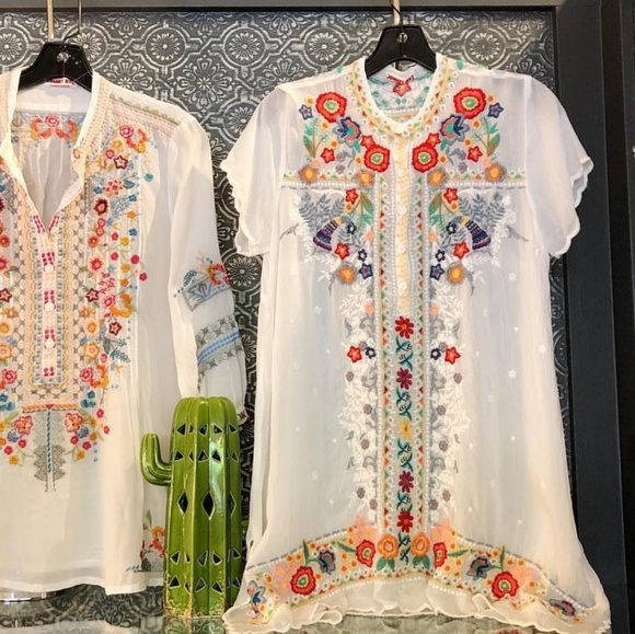 Johnny was MIKONES TUNIC - Picture 8 of 8